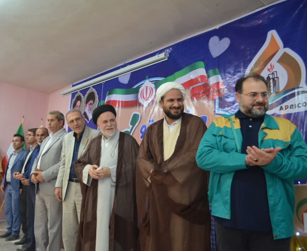 برگزاری جشن پرتو « مهر» در پتروپالایش ابوالفارس/مسئولیت اجتماعی در پتروپالایش ابوالفارس درخشان‌تر شد